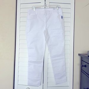 Old Navy White Pixie Pants - NWT